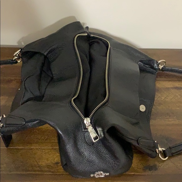 Coach Shoulder Bag - Picture 3 of 5